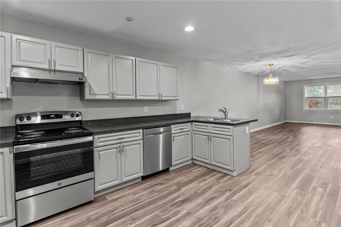 3524 West Shore Road 401