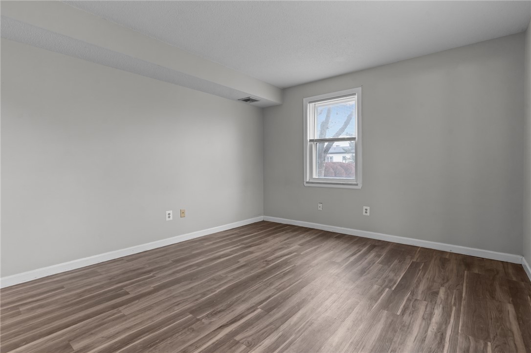 3524 West Shore Road 401