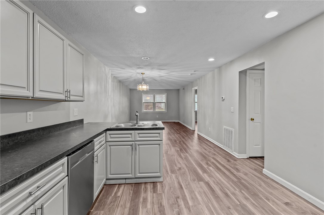 3524 West Shore Road 401