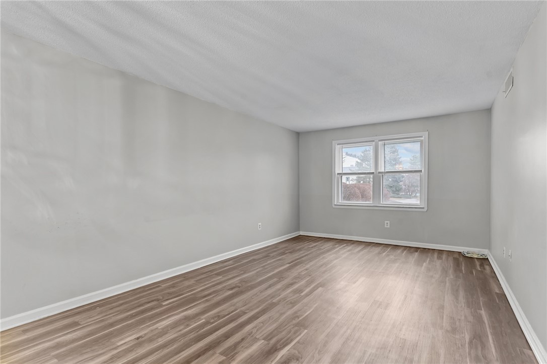 3524 West Shore Road 401