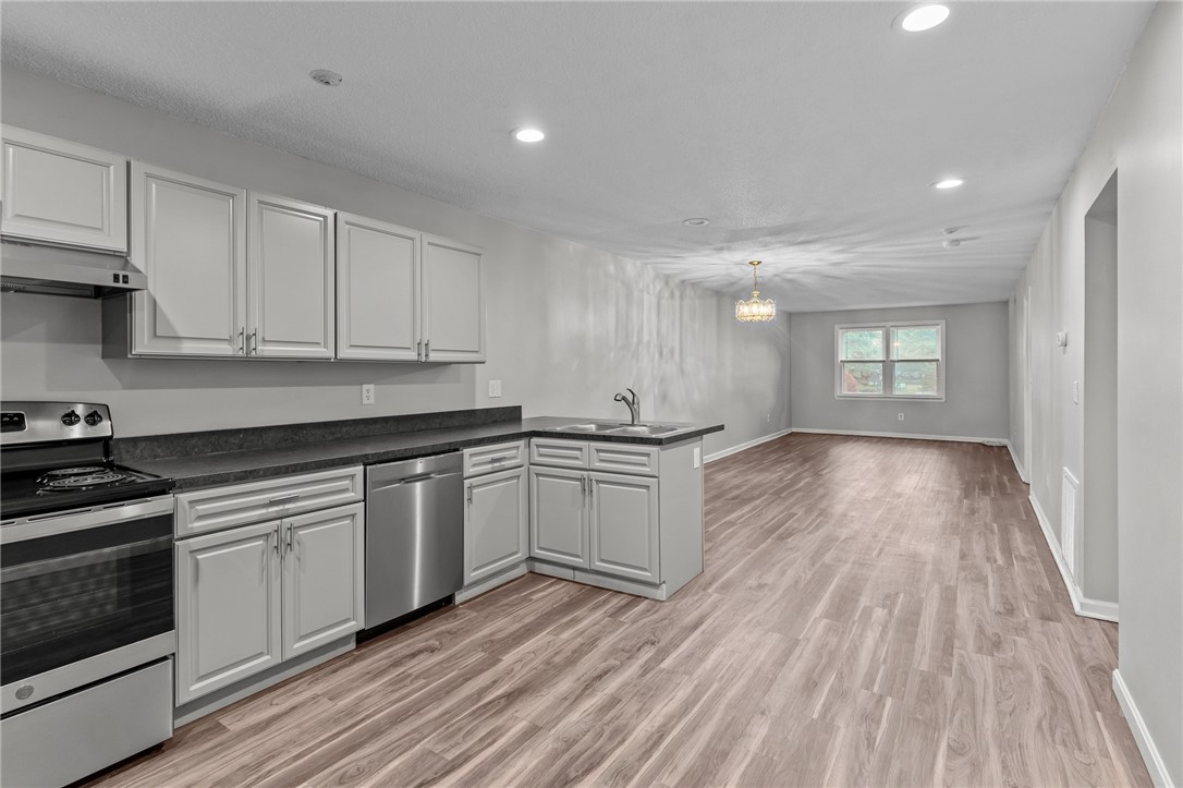 3524 West Shore Road 401