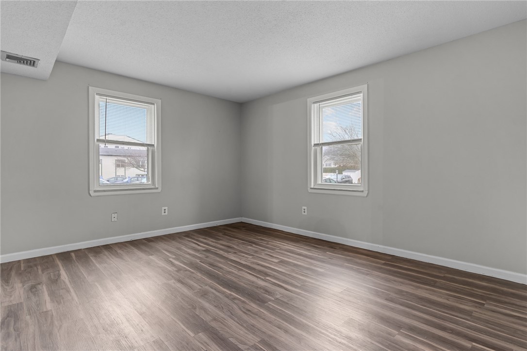 3524 West Shore Road 401