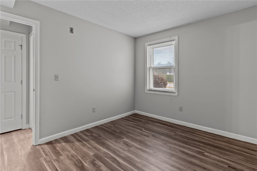 3524 West Shore Road 401