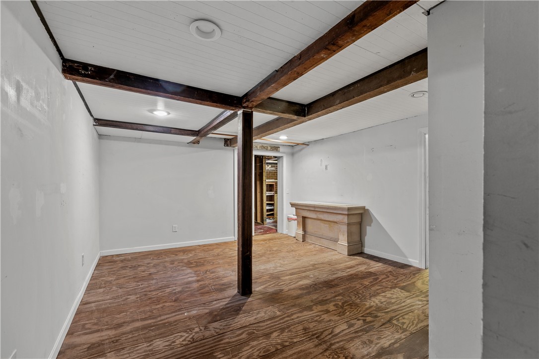 98 Foxboro Avenue