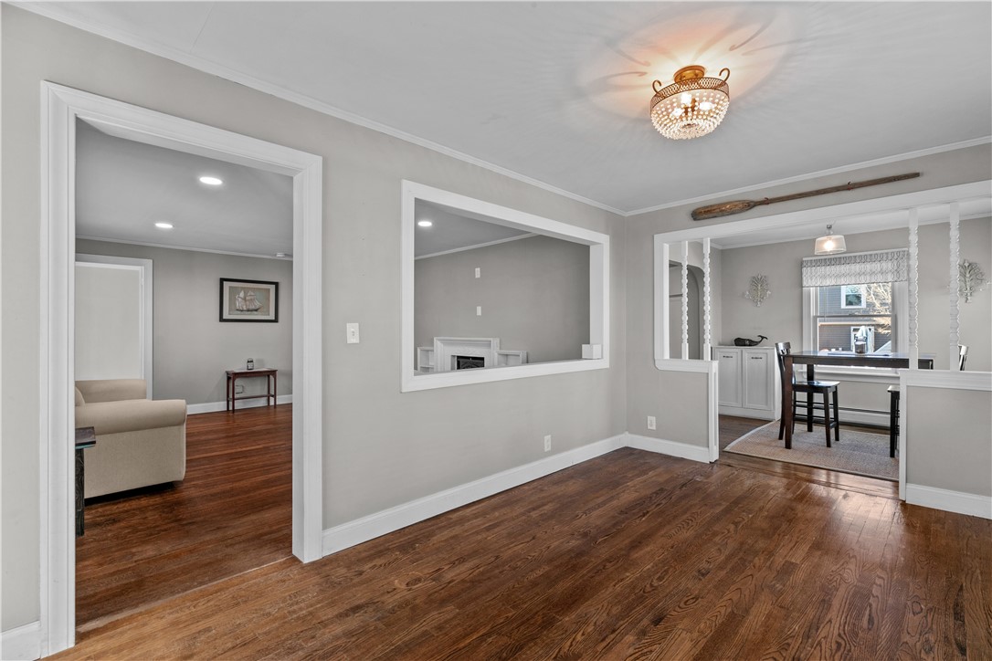 98 Foxboro Avenue