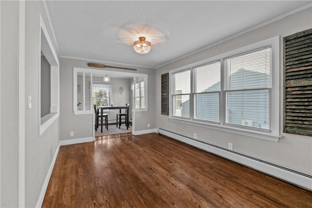 98 Foxboro Avenue