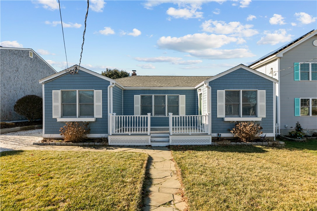 98 Foxboro Avenue