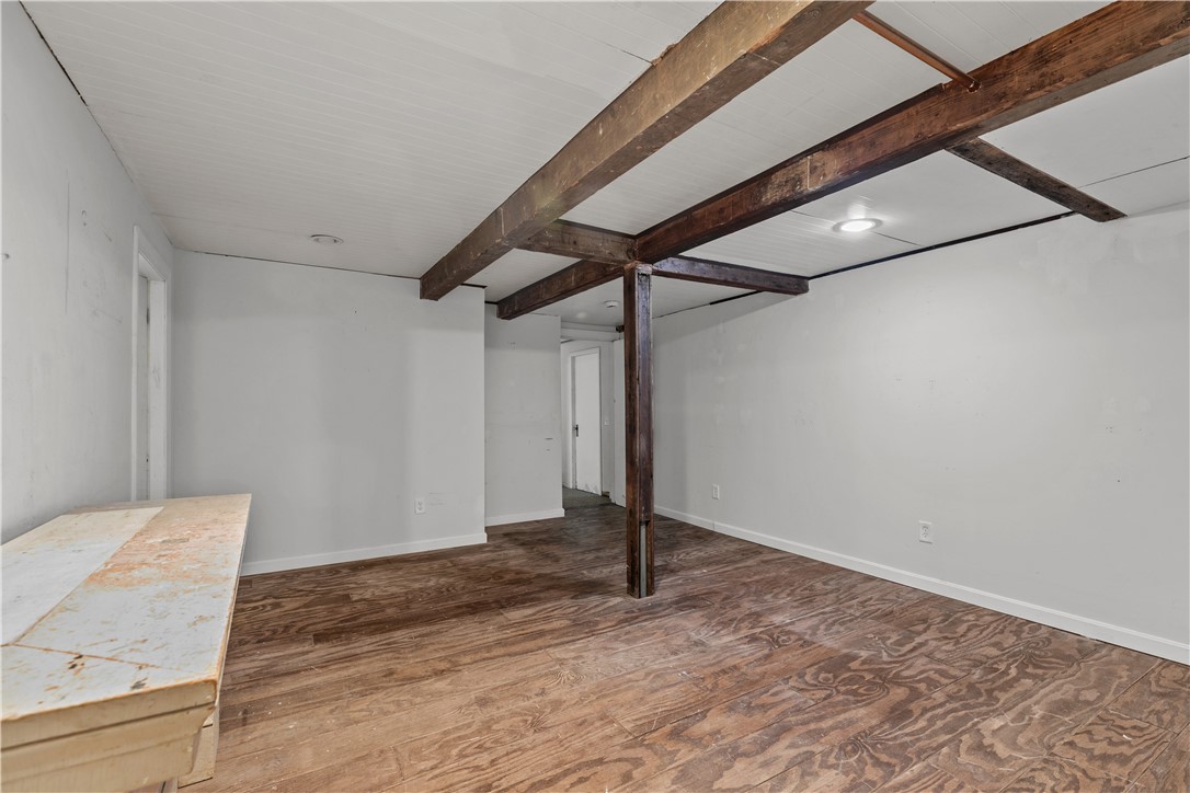 98 Foxboro Avenue