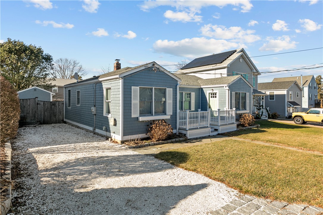 98 Foxboro Avenue