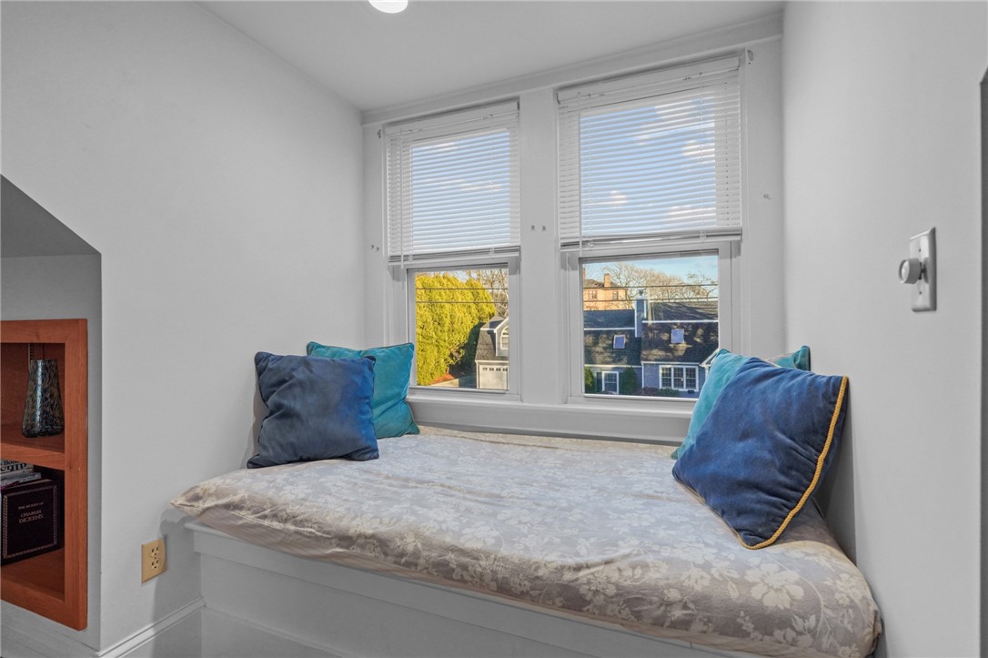119 Carroll Avenue 2