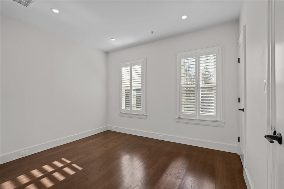 8 Cross Street 2