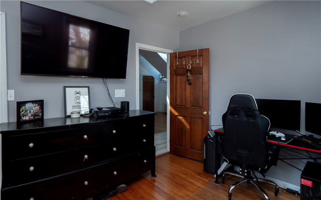 11 Thurston Avenue 2