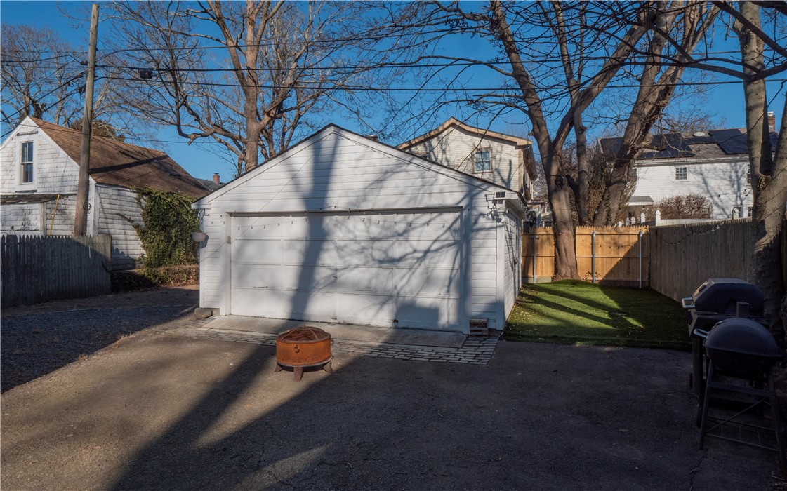 11 Thurston Avenue 2