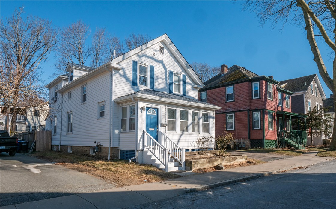11 Thurston Avenue 2