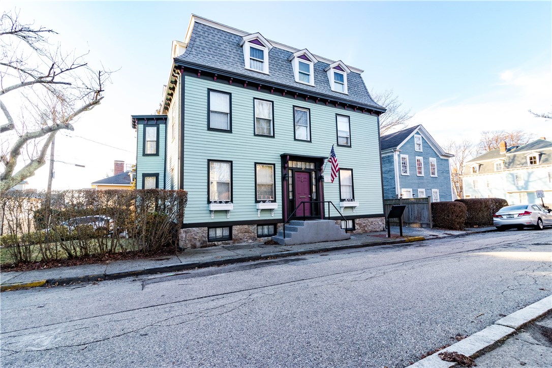 21 School Street 1