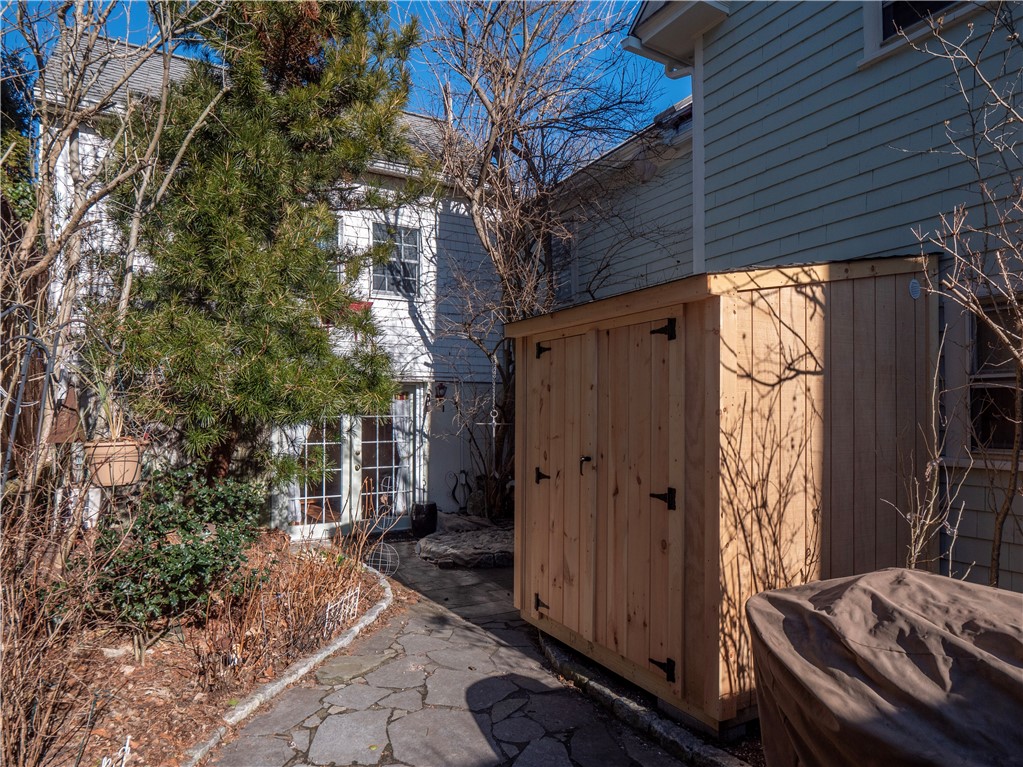 74 Third Street Garden