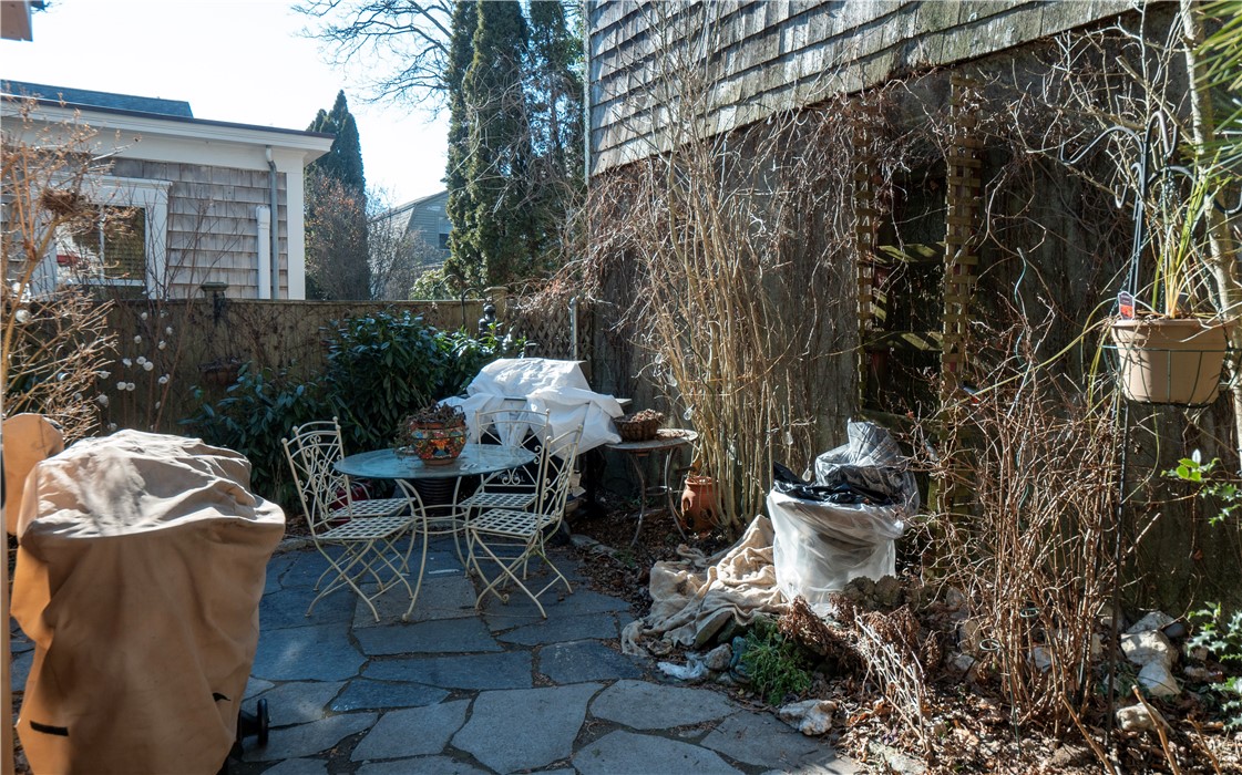 74 Third Street Garden