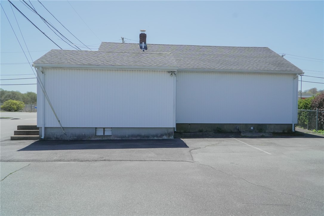 124 East Main Road
