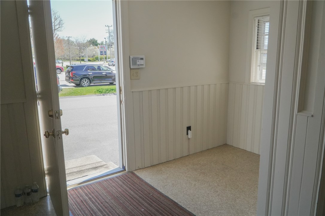 124 East Main Road