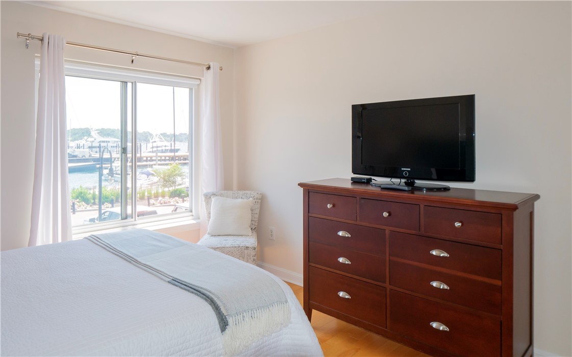 1 Commercial Wharf 27B