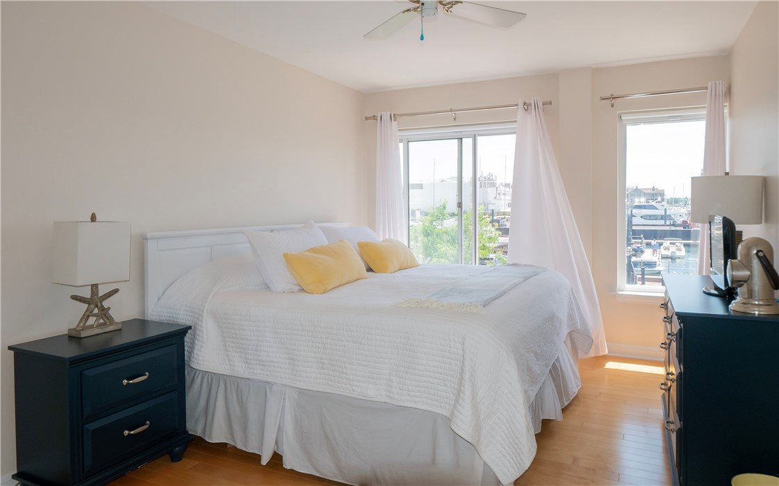 1 Commercial Wharf 27B