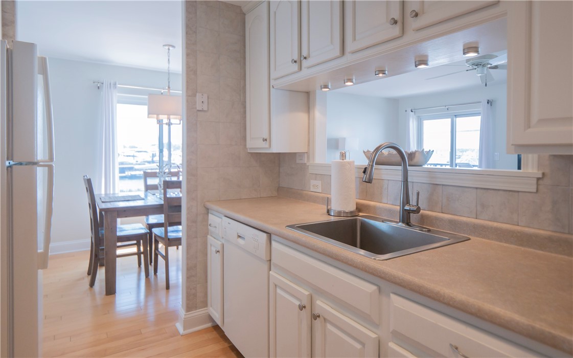 1 Commercial Wharf 27B