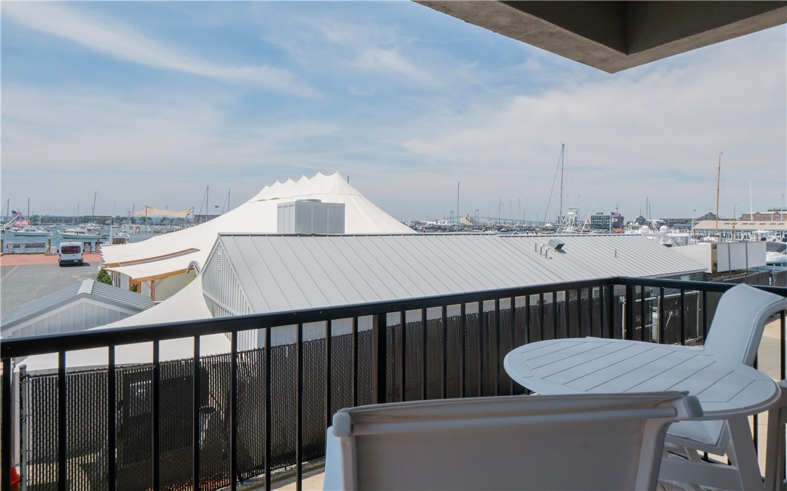 1 Commercial Wharf 27B