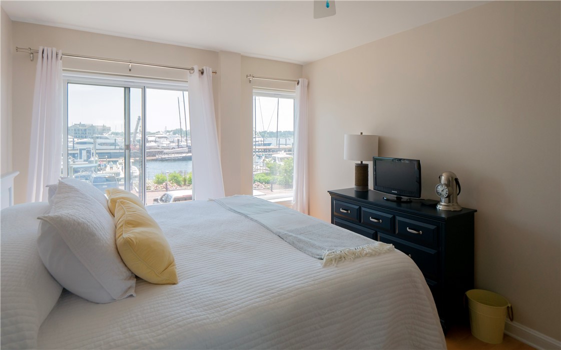 1 Commercial Wharf 27B