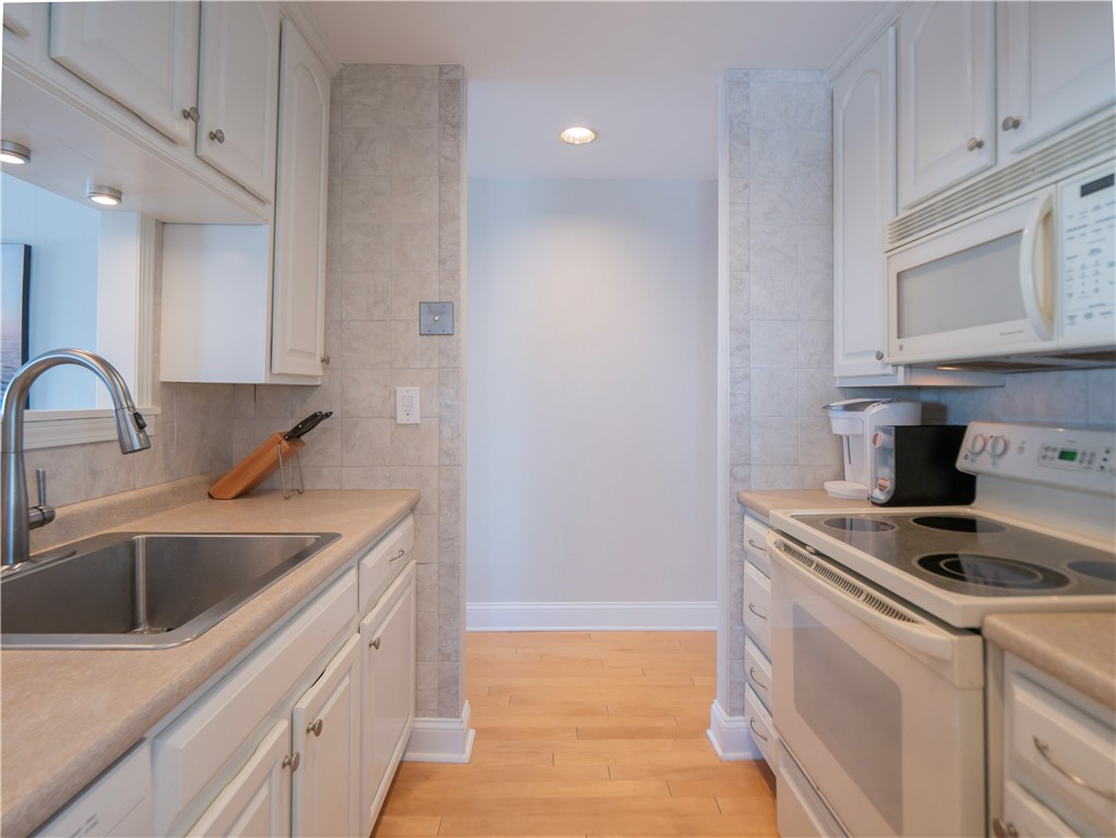 1 Commercial Wharf 27B