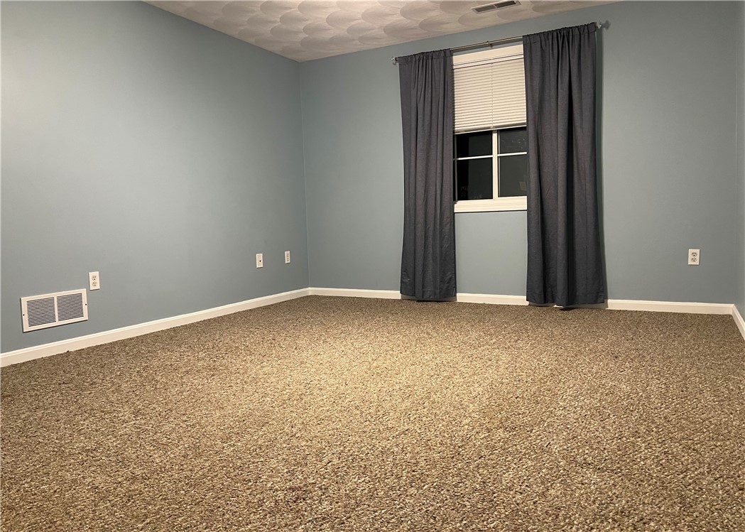 6 Meadowrue Trail