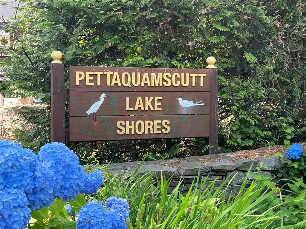 6 Meadowrue Trail