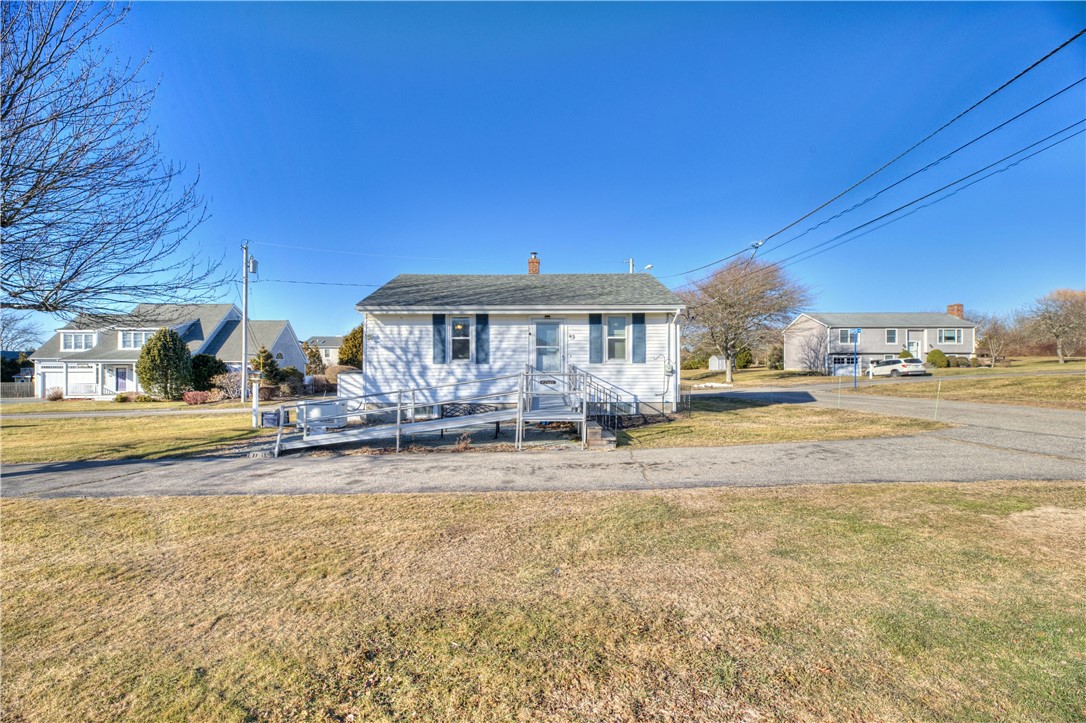 40 Draper Avenue
