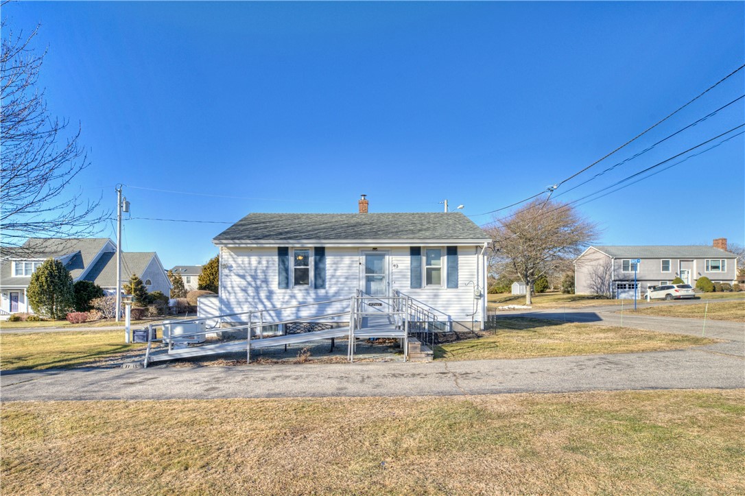 40 Draper Avenue