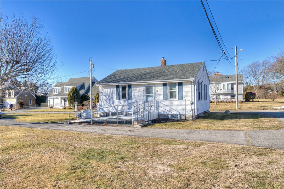 40 Draper Avenue