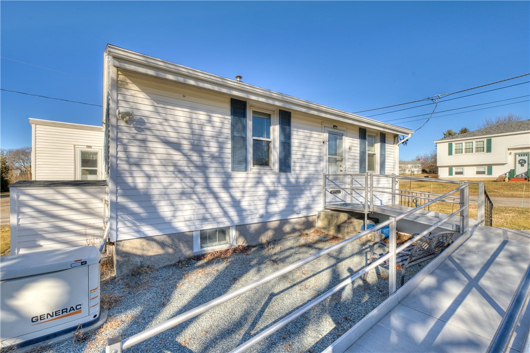40 Draper Avenue