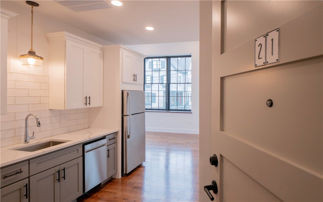 15 Cranston Avenue 21