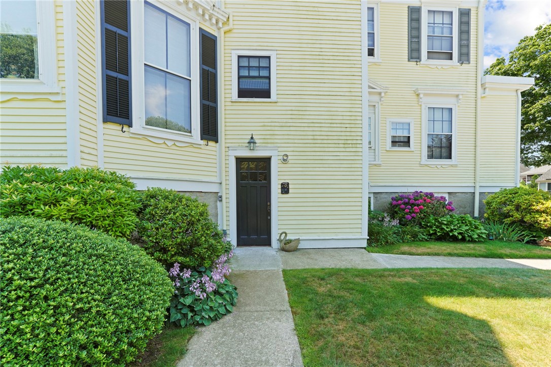 45 Ayrault Street 11