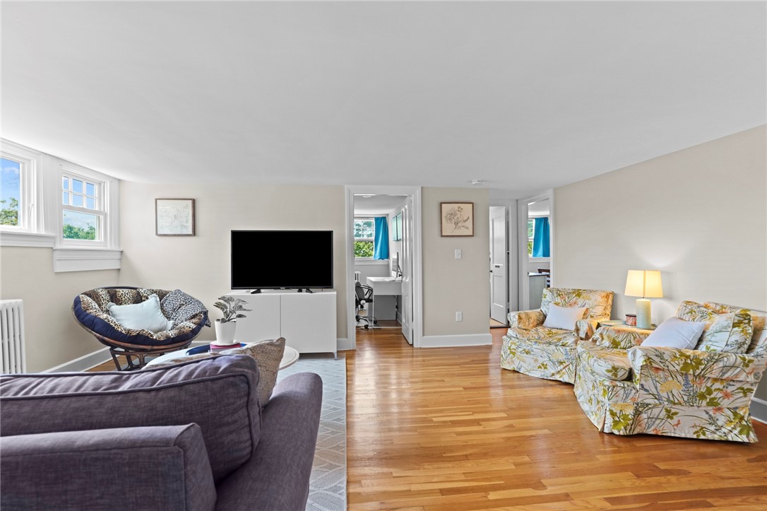 45 Ayrault Street 11