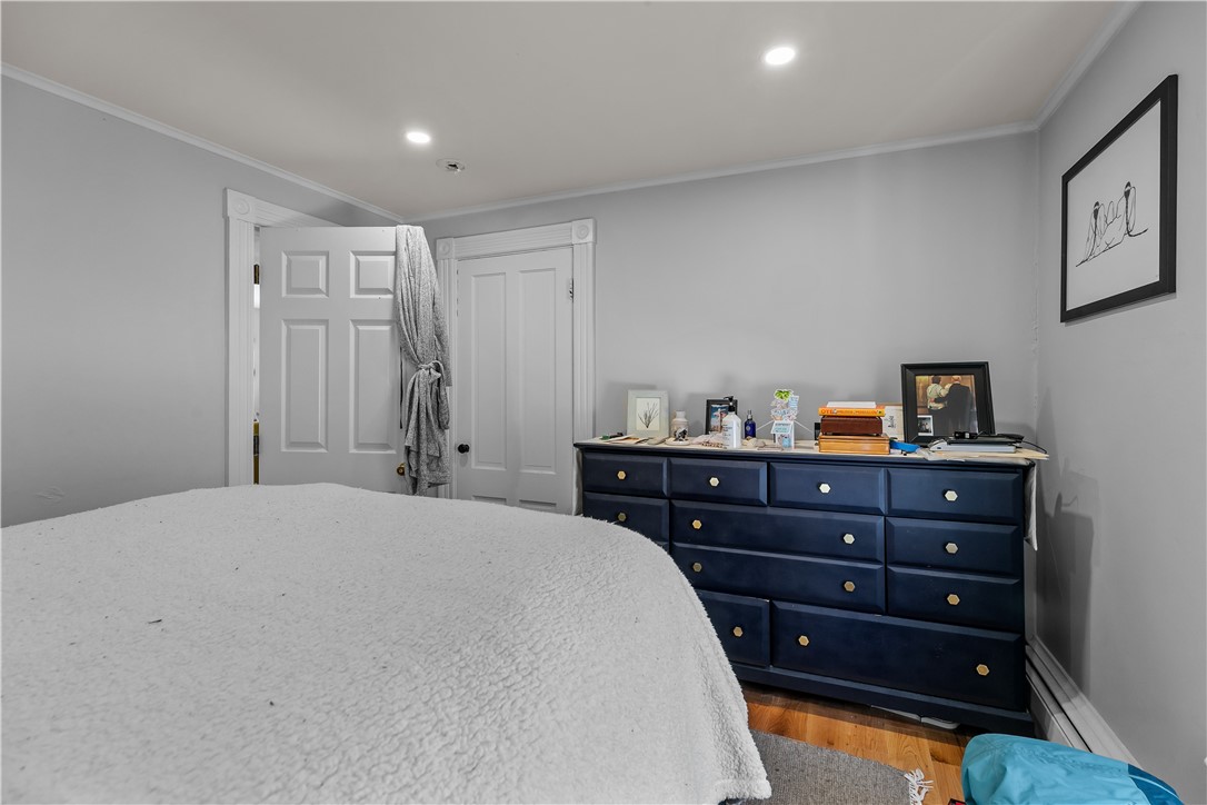 31 Sunset Avenue 1U
