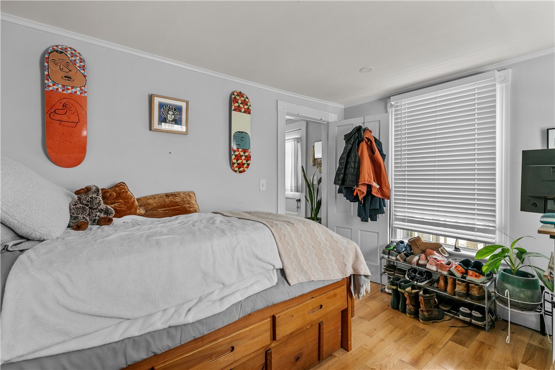 31 Sunset Avenue 1U