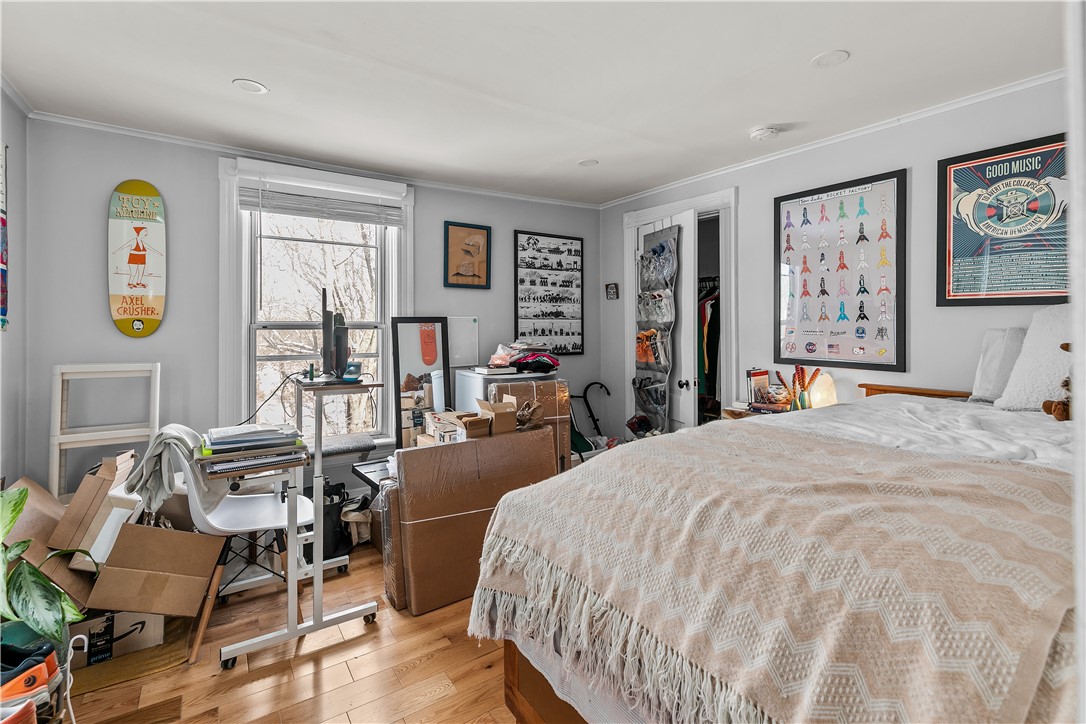 31 Sunset Avenue 1U