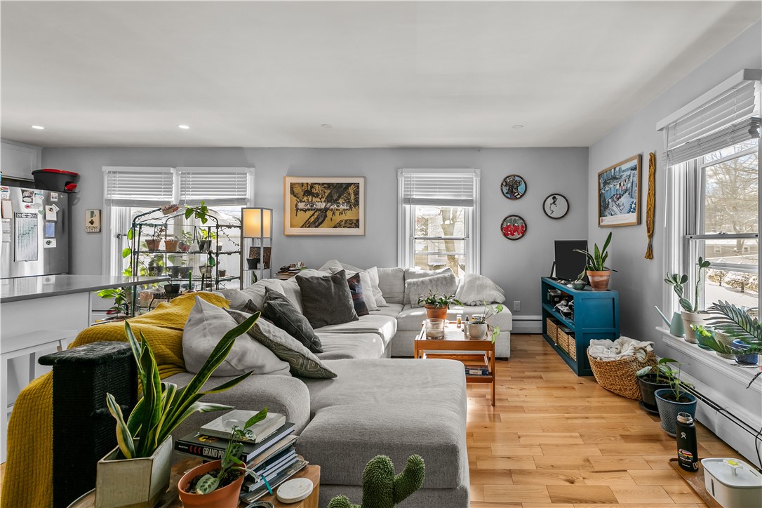 31 Sunset Avenue 1U