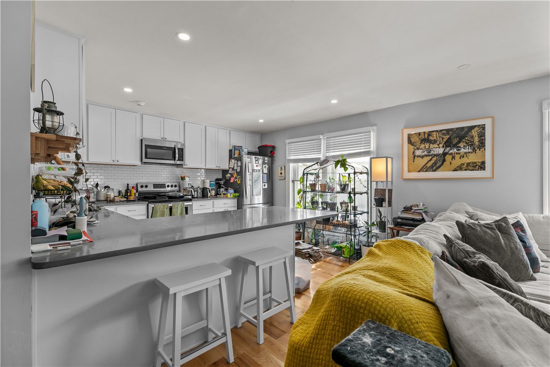 31 Sunset Avenue 1U