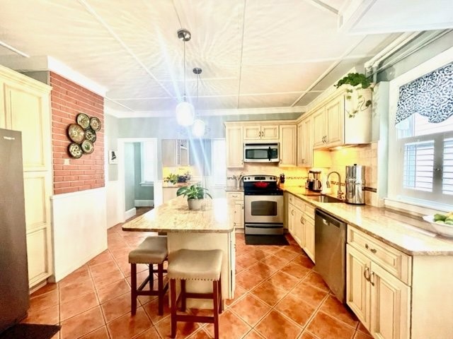 2 Tyler Street