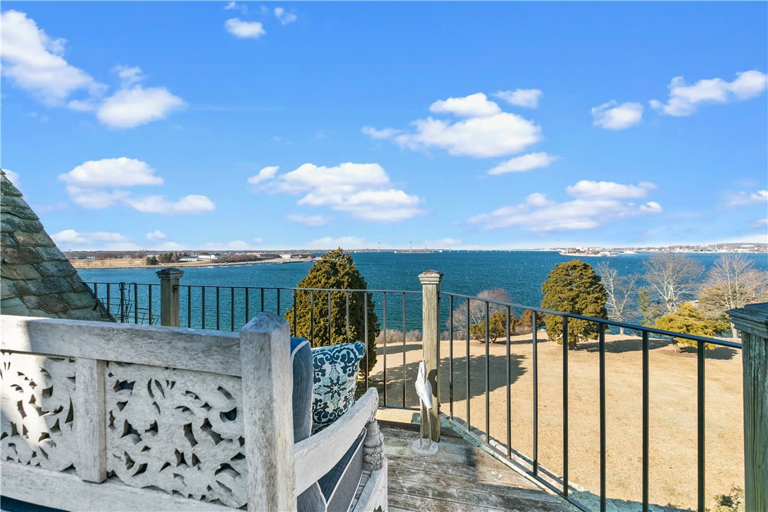 111 Harrison Avenue M12