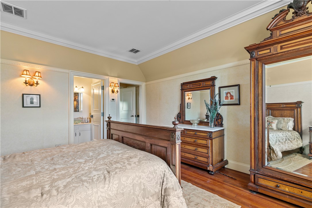 111 Harrison Avenue M12