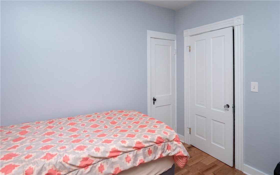 31 Sunset Avenue 1D
