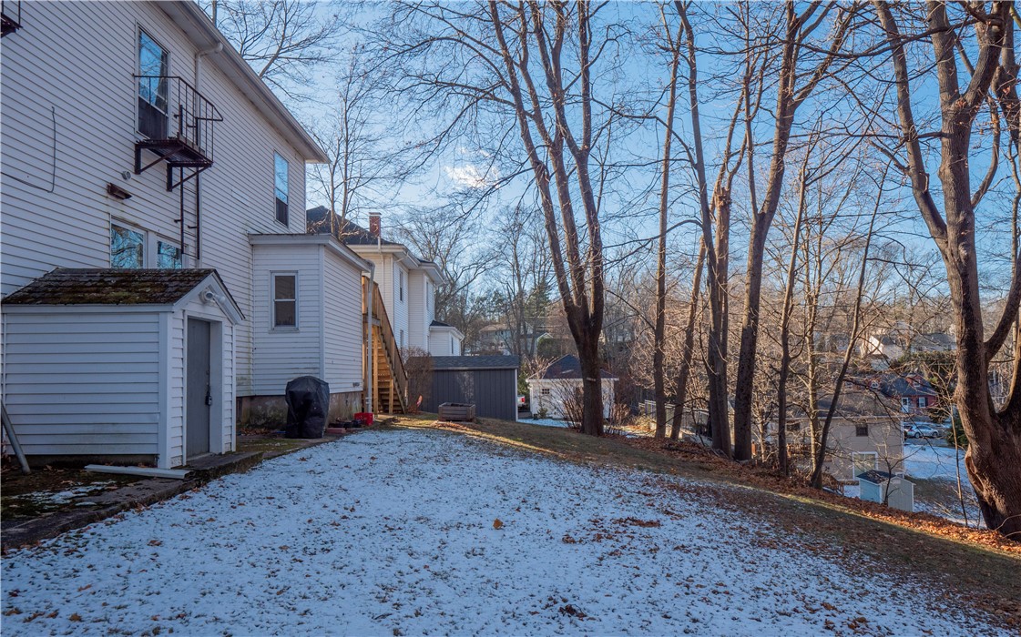 31 Sunset Avenue 1D