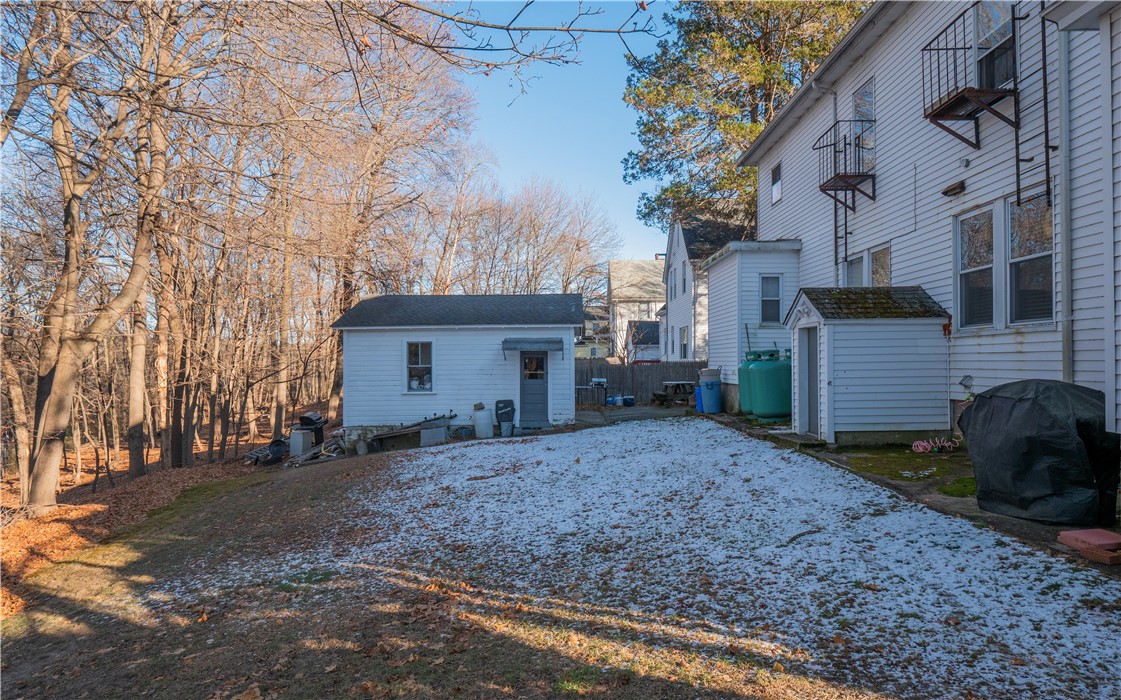 31 Sunset Avenue 1D