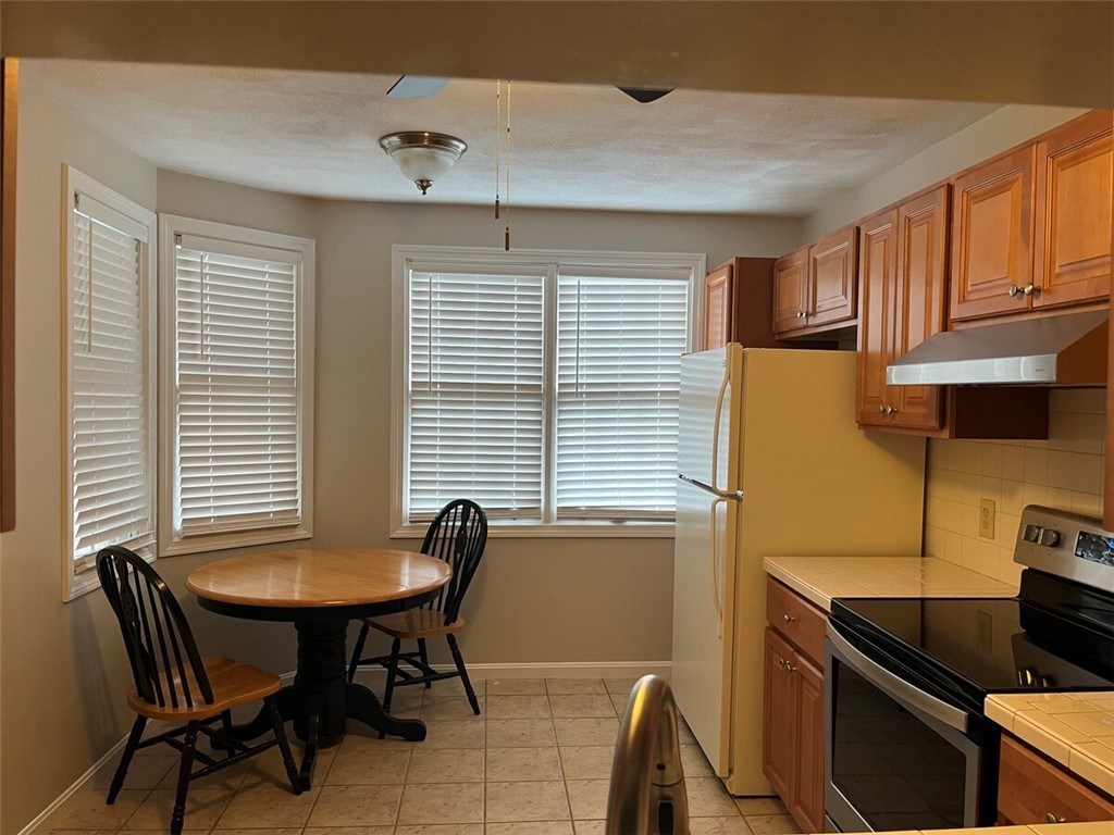 102 Trellis Drive